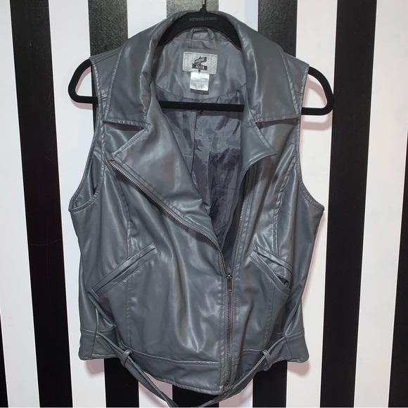 Y2K Gray Faux Leather PVC Vinyl Bikercore Motorcycle Vest Woman's Med/Large - Picture 1 of 11